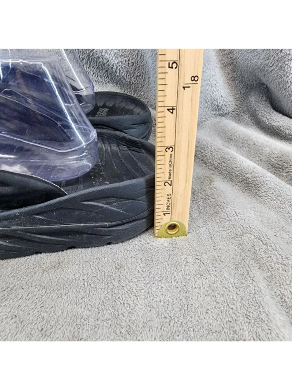 Hoka One One Shoes Mens 12 Black Synthetic Recovery Comfort Flip Flop *Read*